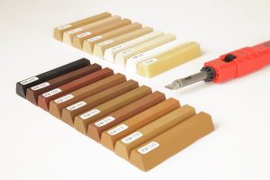 Kit de curatare pentru parchetul din lemn