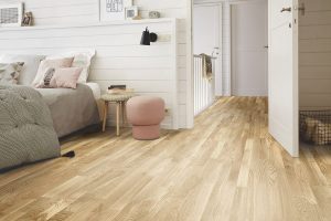 Parchet din stejar în dormitor